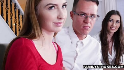 Минет, Камшот, Сперма на лице, Наездницы, Брюнетки, Бритые письки, Раком, Маленькие сиськи, Большие члены, Любовницы, Gracie Green, Минет, Жмж, Оргазм, Сосет, На диване, В одежде, Член в рот, Вагинал, Family Strokes,