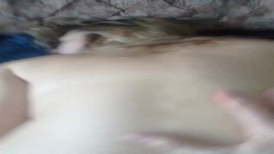 Жену раком, Жена мастурбирует,