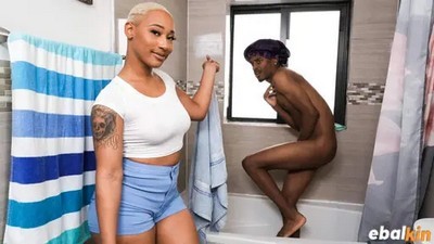 Большие жопы, Качество HD, Молодые Юные, Негритянки, Негры ебут, Новинки 2023, Семейные фантазии, Сюжет, FillUpMyMom, FilthyKings, Thick Ass Daphne, В ванной, Кончают в пизду, Мачеха, Пышки,