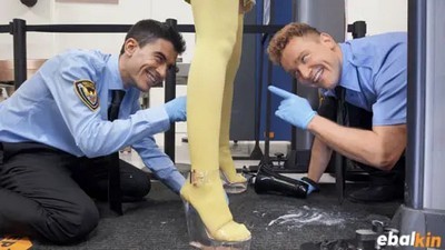 Втроем, Качество HD, МЖМ, Молодые Юные, Новинки 2023, Сюжет, Brazzers, BrazzersExxtra, Scarlett Alexis, В тюремной камере, Смешное, Униформа,