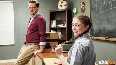 Качество HD, Молодые Юные, Новинки 2023, Студентки ученицы, InnocentHigh, Myra Glasford, TeamSkeet, На столе,