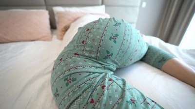 Блондинки, Большие жопы, Молодые, С сестрой, Спящие,