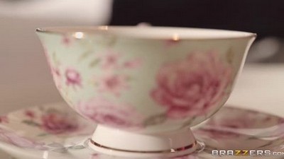 В чулках, Негры, Связанные, Анал, Большие жопы, Брюнетки, На полу, В масле, На каблуках, Кончил на жопу,