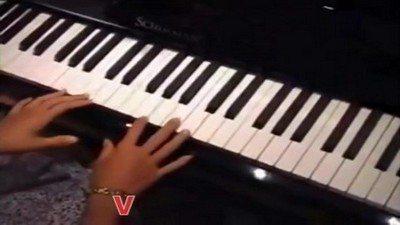 Армянское, Молодые азиатки,