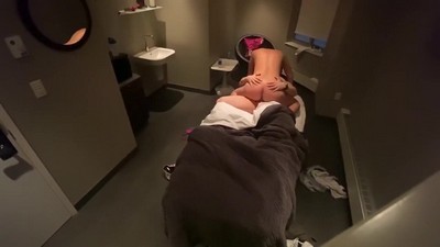 Минет, Зрелые азиатки,