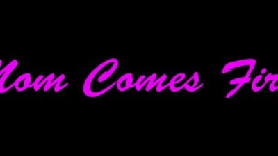 Блондинки, В одежде, Семейное, Толстые, Большие жопы, Большие сиськи, Зрелые женщины, Крупным планом, Мамки, От первого лица, Мачеха,