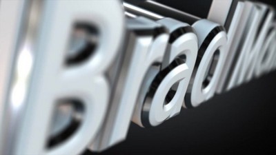 Брюнетки, Маленькие сиськи, Худые, Анальный,