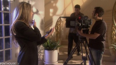 Блондинки, В одежде, Анальный, В чулках, Волосатые, Втроем, Двойное проникновение, Зрелые женщины, Мамки, Большие сиськи, Зрелые в чулках, МЖМ,